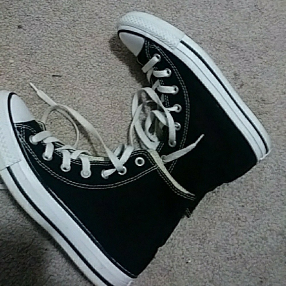 Black & White Hightop Converse